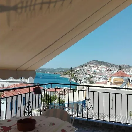 Ermioni's Peninsula Apartment